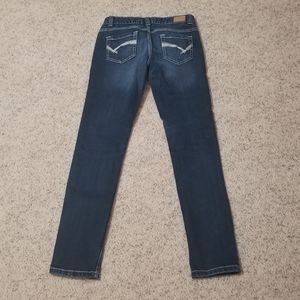 REIGN JEANS